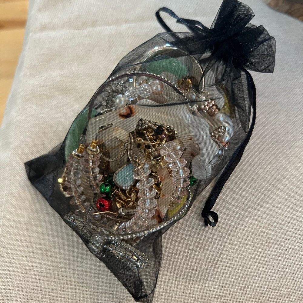 Mystery Jewelry Pouch